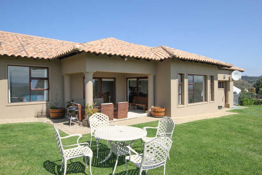 3 Bedroom Property for Sale in The Hill Western Cape